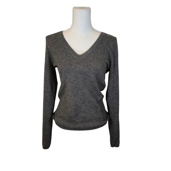 Andre Oliver Sweaters - Andre Oliver Cashmere Sweater Women Size Small Gray Preppy Feminine